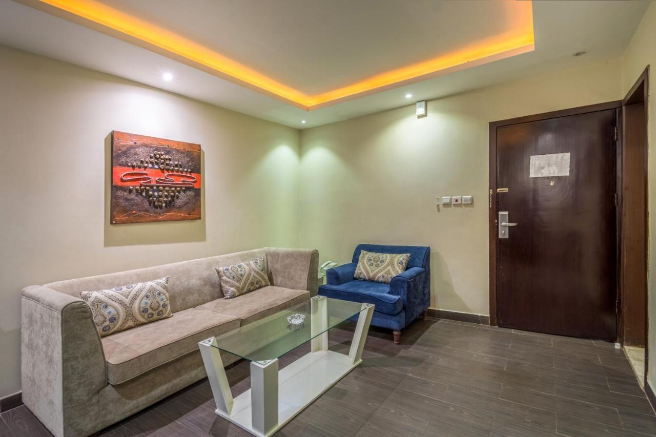 Al Muhaidib Hotel Riyadh Exterior photo